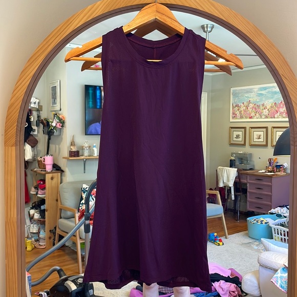 Lululemon Deep Purple Mesh Workout Tank Size 4/6 - Picture 1 of 3